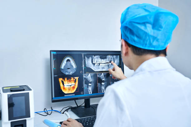 Best Emergency Dental Extractions in Comstock Northwest, MI